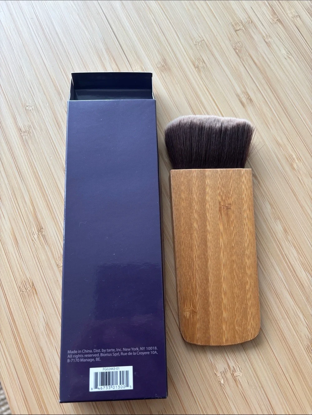 NIB tarte Bamboo Handle Cheek Brush — Discontinued - Picture 2 of 2